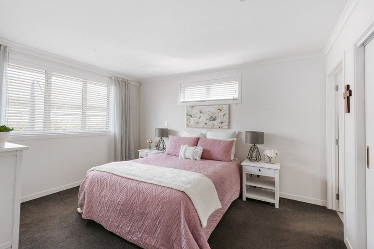 Photo of property in Waterview Estate, 34/4 Greystone Place, Omokoroa, 3114