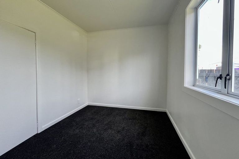 Photo of property in 59 Pah Road, Cockle Bay, Auckland, 2014