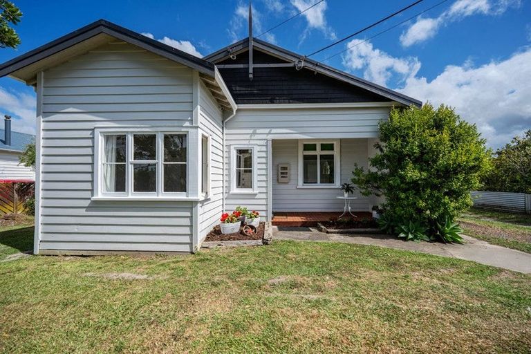 Photo of property in 16 Cranley Street, Dargaville, 0310