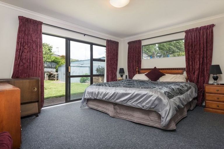 Photo of property in 25 Barbara Grove, Papamoa Beach, Papamoa, 3118