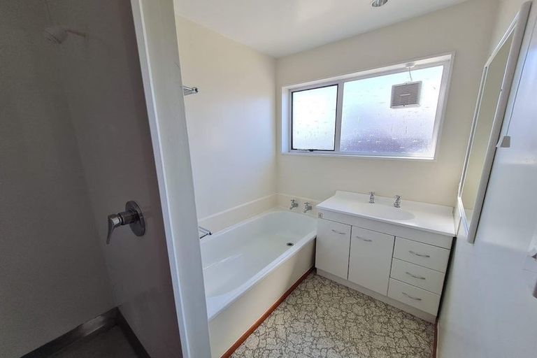 Photo of property in 3/18 O'briens Road, Sockburn, Christchurch, 8042