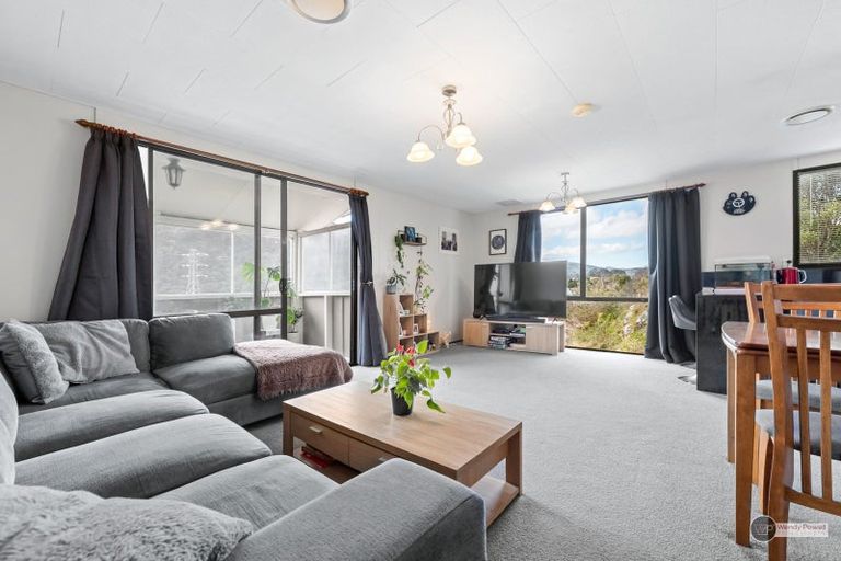 Photo of property in 5 Jasper Grove, Birchville, Upper Hutt, 5018