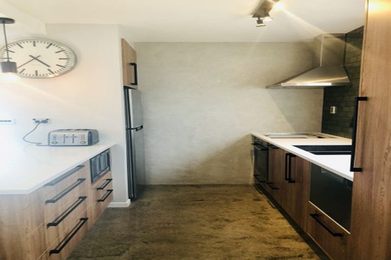 Photo of property in 11/76 Freyberg Street, Lyall Bay, Wellington, 6022