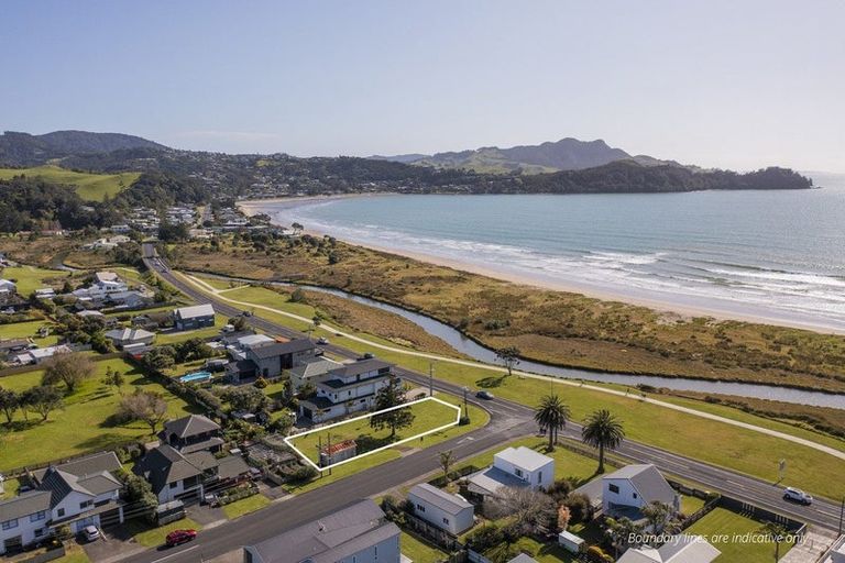 Photo of property in 76 Buffalo Beach Sh25 Road, Whitianga, 3510