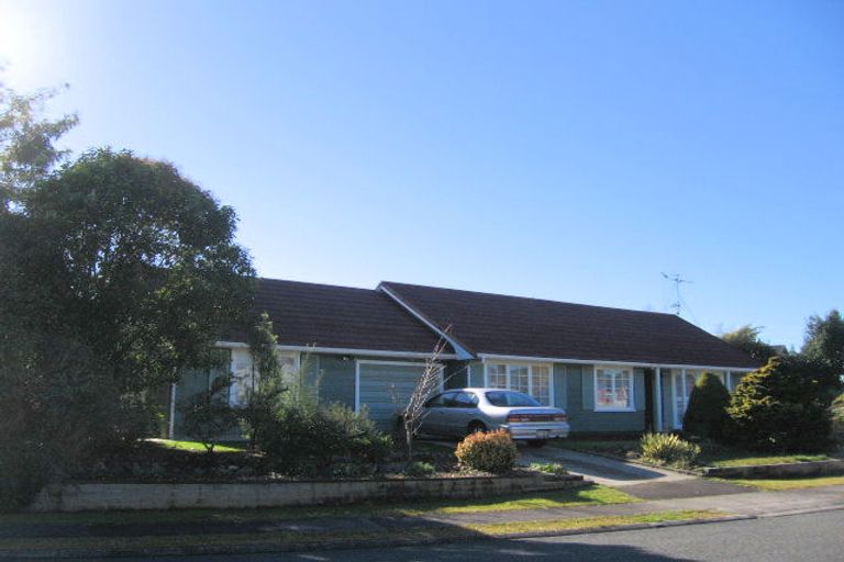 Photo of property in 3 Mclaren Place, Chedworth, Hamilton, 3210