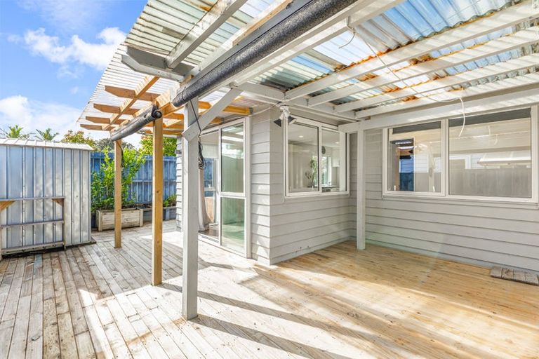 Photo of property in 8 Sauterne Road, Kumeu, 0810