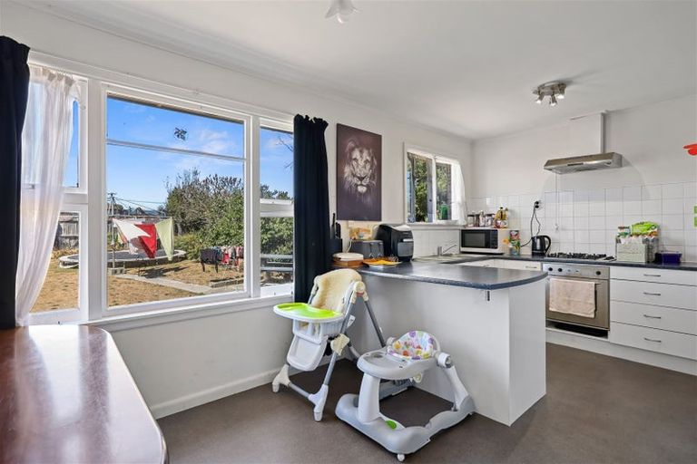 Photo of property in 24 Wimborne Crescent, Aranui, Christchurch, 8061