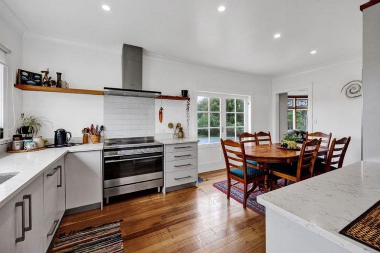 Photo of property in 51 Dives Avenue, Hawera, 4610