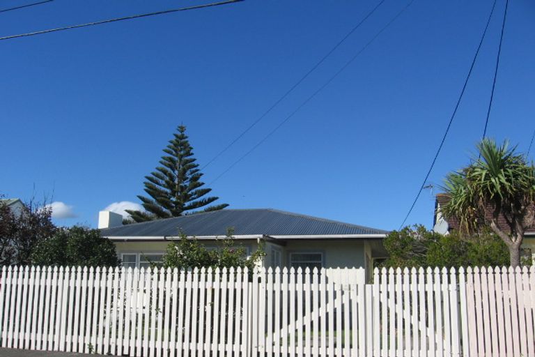 Photo of property in 58 Sydney Street, Petone, Lower Hutt, 5012