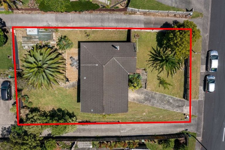 Photo of property in 13 Spinella Drive, Bayview, Auckland, 0629