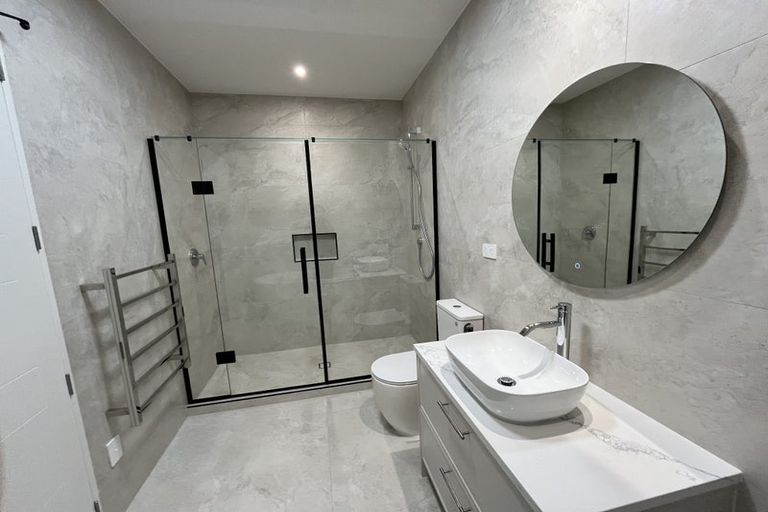 Photo of property in 43 Maungakaraka Road, Karaka, 2580