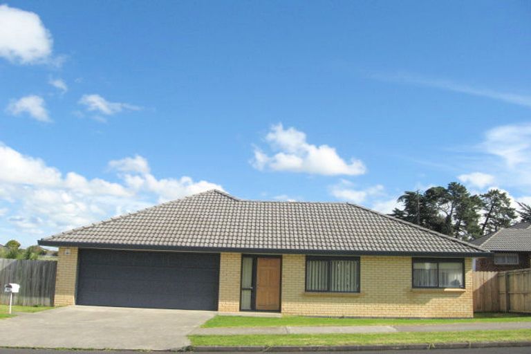 Photo of property in 51 De Quincey Terrace, Highland Park, Auckland, 2010