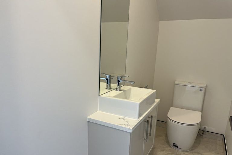 Photo of property in 43 Maungakaraka Road, Karaka, 2580