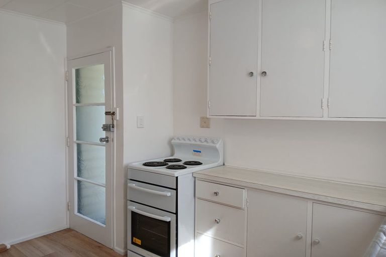 Photo of property in 12/52 Leighton Avenue, Waiwhetu, Lower Hutt, 5010