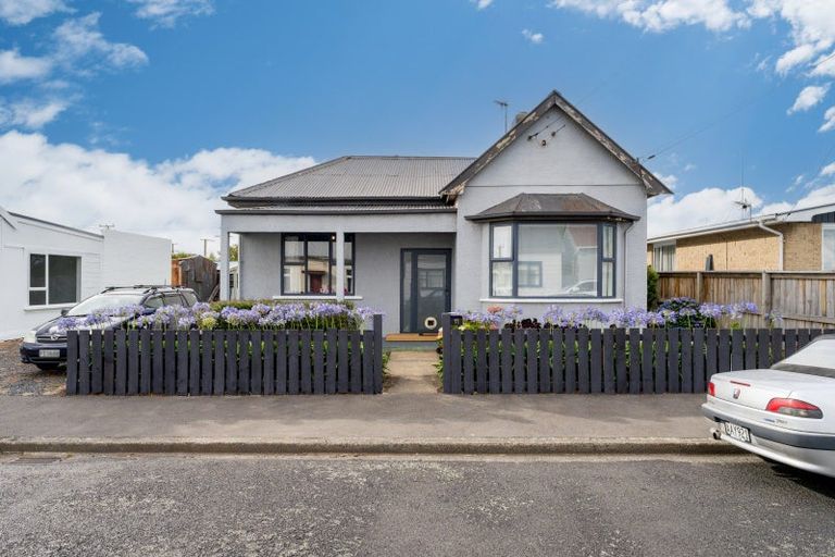 Photo of property in 11 Prendergast Street, South Dunedin, Dunedin, 9012
