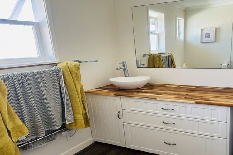 Photo of property in 206 Hurndall Street West, Maungaturoto, 0520