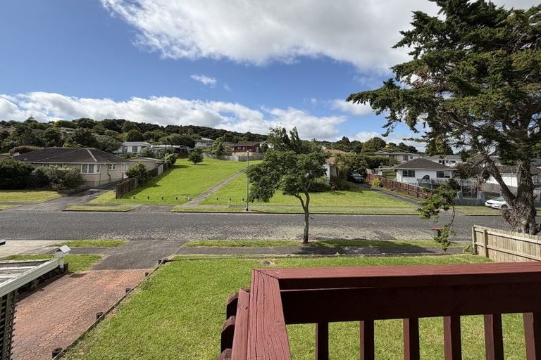 Photo of property in 14 Aronia Way, Goodwood Heights, Auckland, 2105