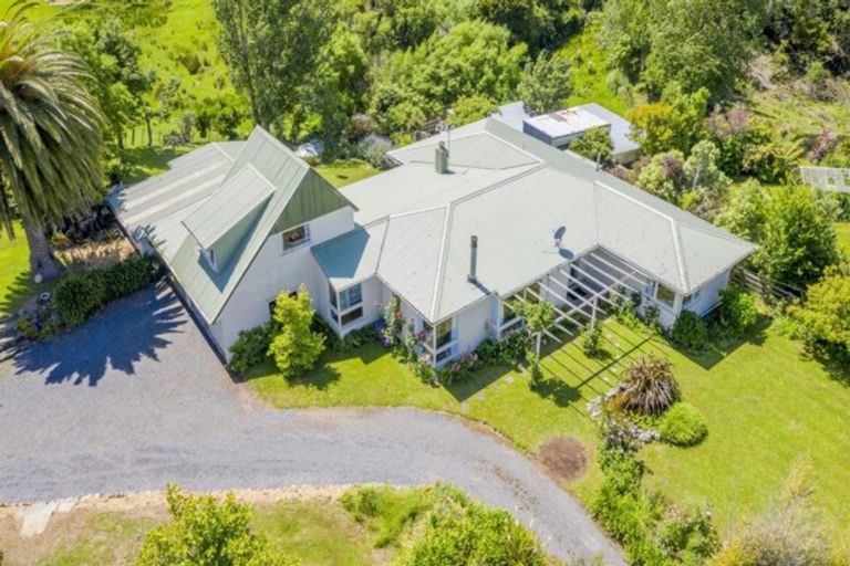 Photo of property in 191 Koputaroa Road, Koputaroa, Levin, 5575