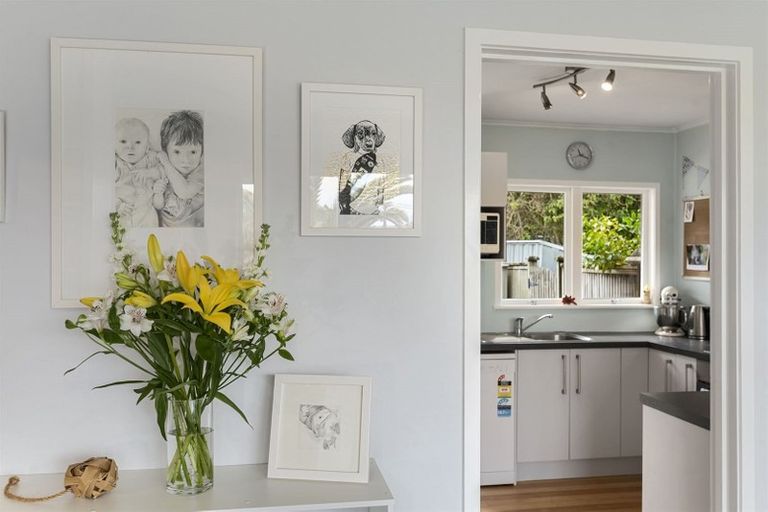 Photo of property in 3/40 Lake Road, Narrow Neck, Auckland, 0624