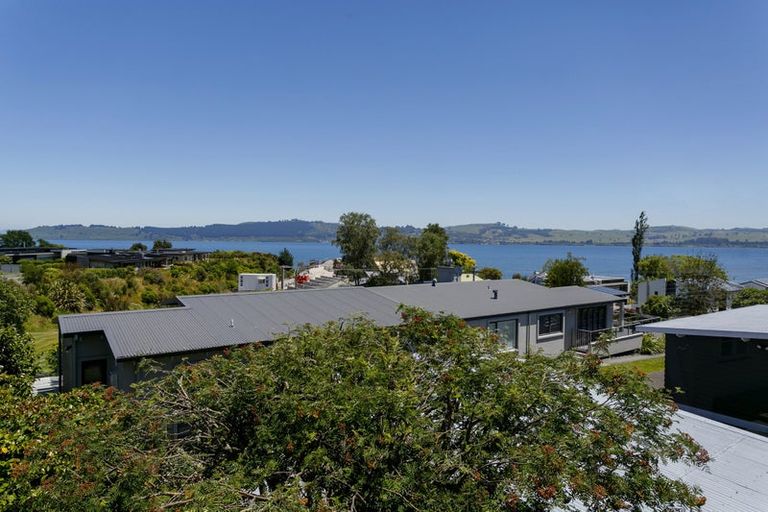 Photo of property in 79 Rainbow Drive, Rainbow Point, Taupo, 3330