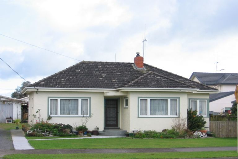 Photo of property in 105 Studholme Street, Morrinsville, 3300