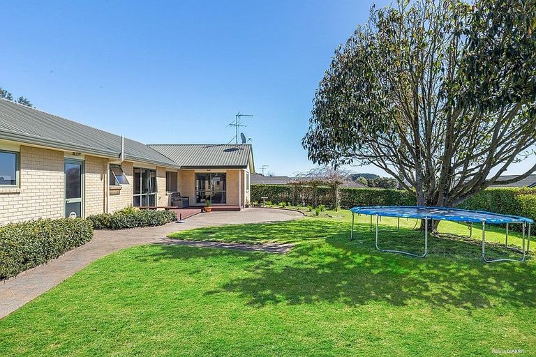 Photo of property in 7 Bayview Drive, Waiuku, 2123