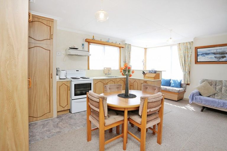 Photo of property in 20 Onslow Street, Bluff, 9814