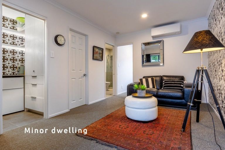 Photo of property in 11 Sligo Place, Somerville, Auckland, 2014