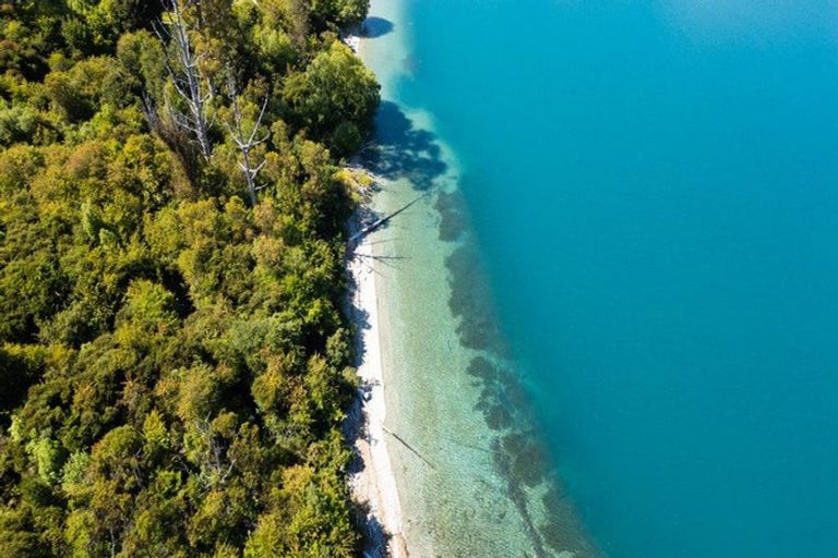 Photo of property in 19 Peregrine Falcon Road, Mount Creighton, Queenstown, 9371