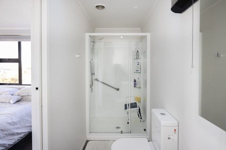 Photo of property in 2 Solway Street, Holmes Hill, Oamaru, 9401