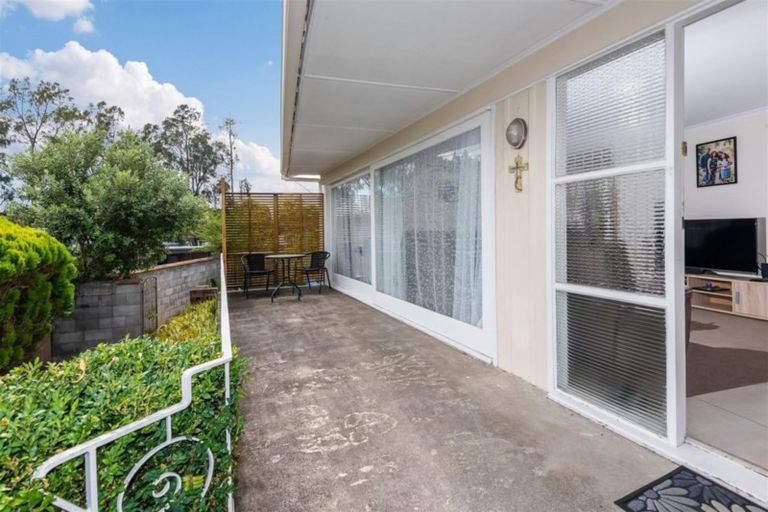 Photo of property in 104 Grande Vue Road, Hillpark, Auckland, 2102