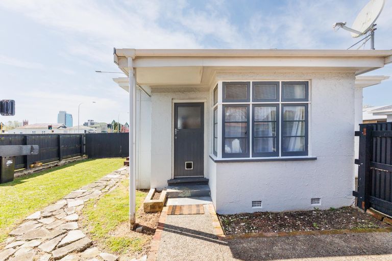Photo of property in 276 Ferguson Street, Palmerston North, 4410
