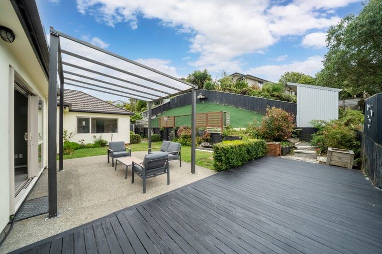 Photo of property in 50 Te Puia Drive, Aotea, Porirua, 5024