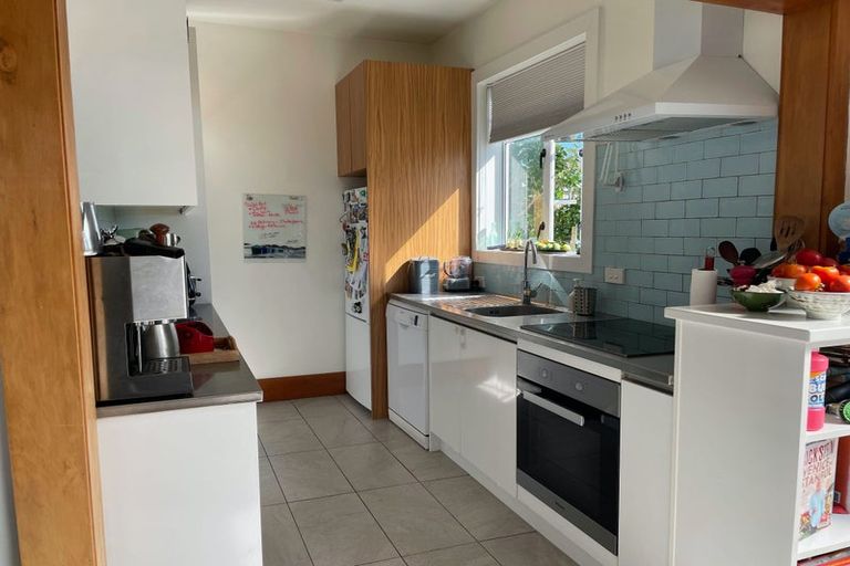 Photo of property in 56 Marine Parade, North New Brighton, Christchurch, 8083