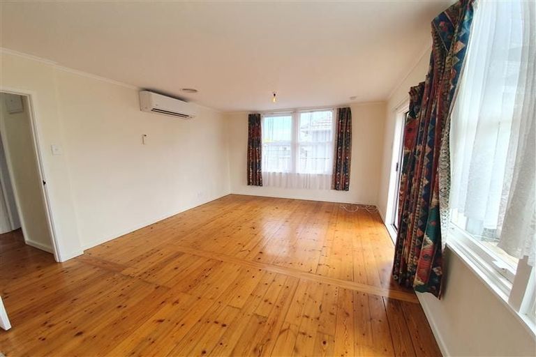 Photo of property in 11a Forth Terrace, Roslyn, Palmerston North, 4414