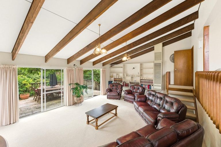 Photo of property in 5 Magnolia Drive, Westown, New Plymouth, 4310