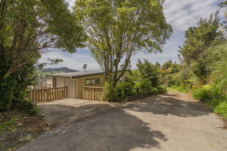 Photo of property in 27 Tairua Heights, Tairua, 3508