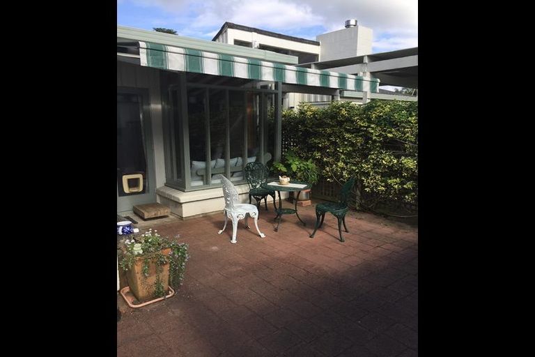 Photo of property in 19 Crisp Avenue, Pukekohe, 2120