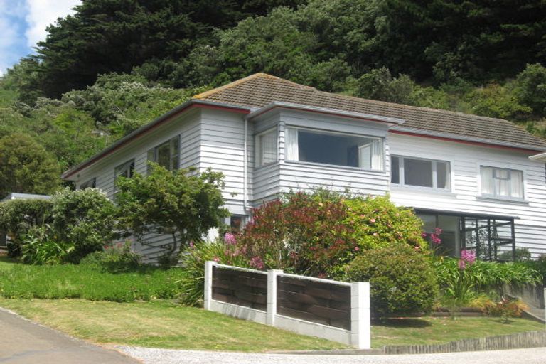 Photo of property in 4 Pinnacle Street, Seatoun, Wellington, 6022