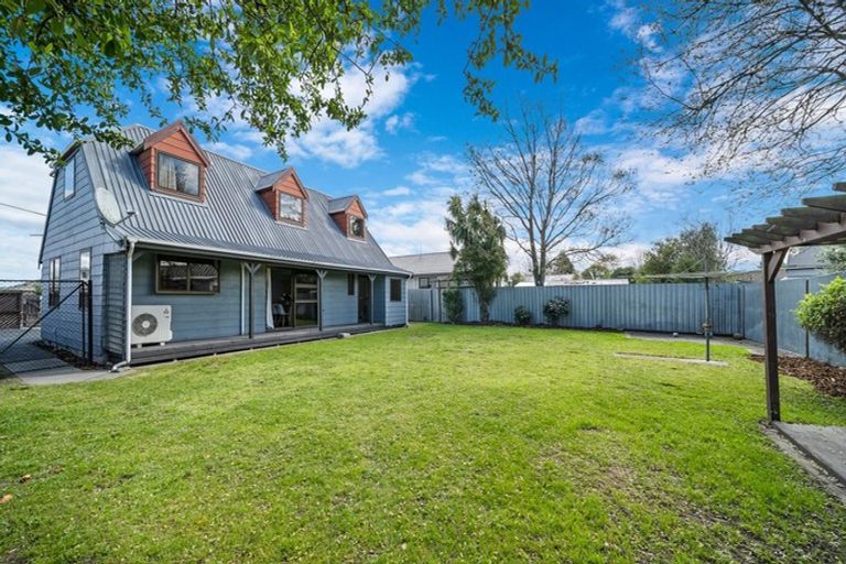 Photo of property in 15 Factory Road, Belfast, Christchurch, 8051