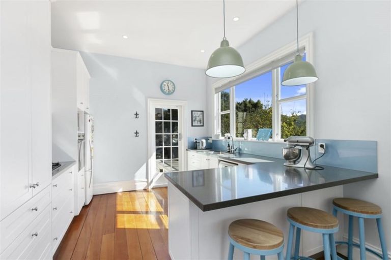 Photo of property in 26 Weld Street, Wadestown, Wellington, 6012