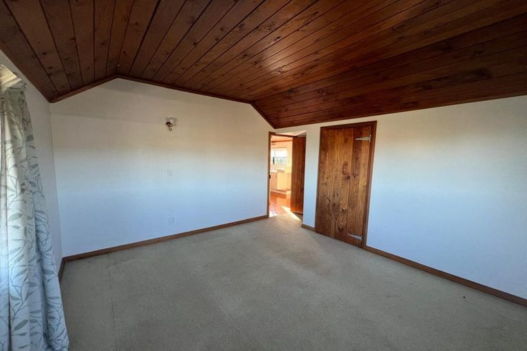 Photo of property in 928a Whangaparaoa Road, Manly, Whangaparaoa, 0930