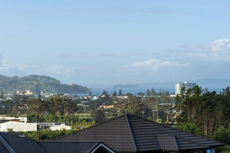 Photo of property in 57 Cilliers Drive, Silverdale, 0932