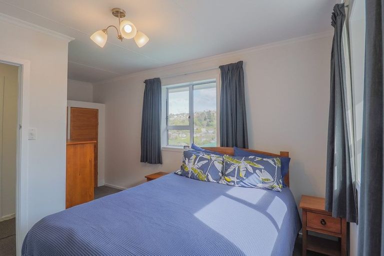 Photo of property in 38 Lindsay Road, Caversham, Dunedin, 9011