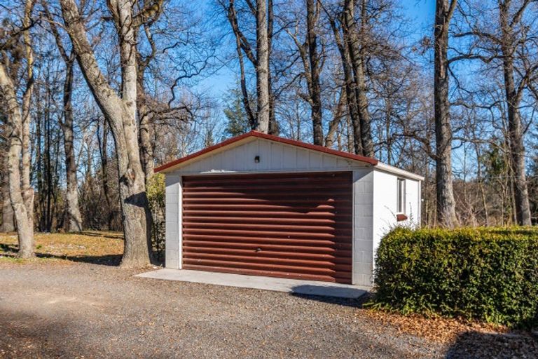 Photo of property in 2072 Homebush Road, Coalgate, Darfield, 7571