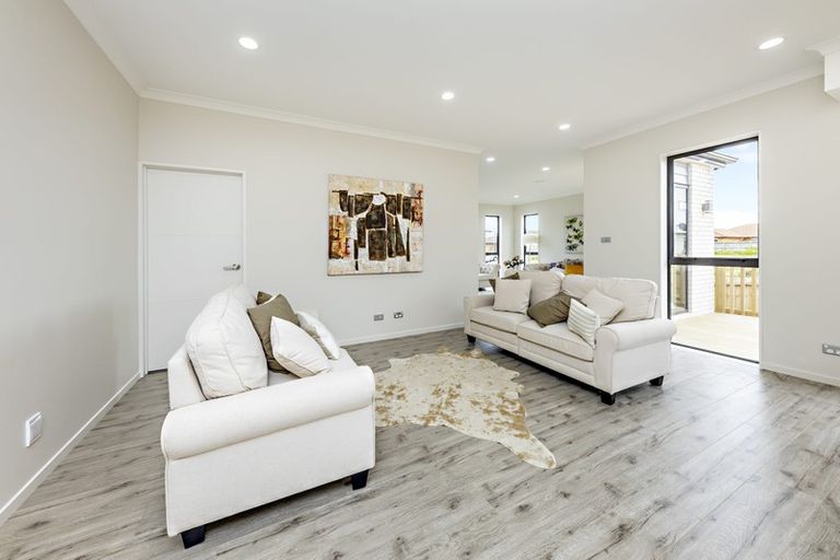 Photo of property in 11 Lavey Road, Flat Bush, Auckland, 2019