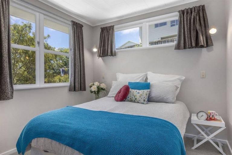 Photo of property in 37 Ernest Street, Ranui, Porirua, 5024