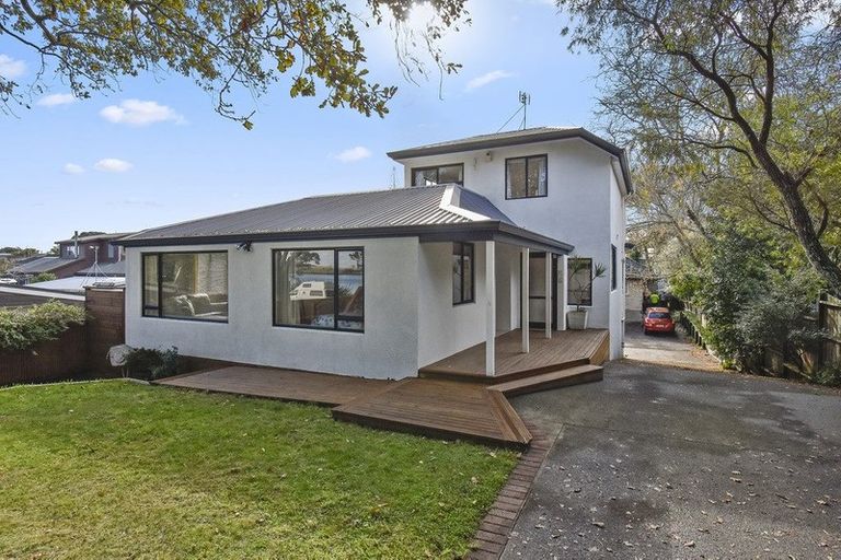Photo of property in 1/15 Roys Road, Weymouth, Auckland, 2103