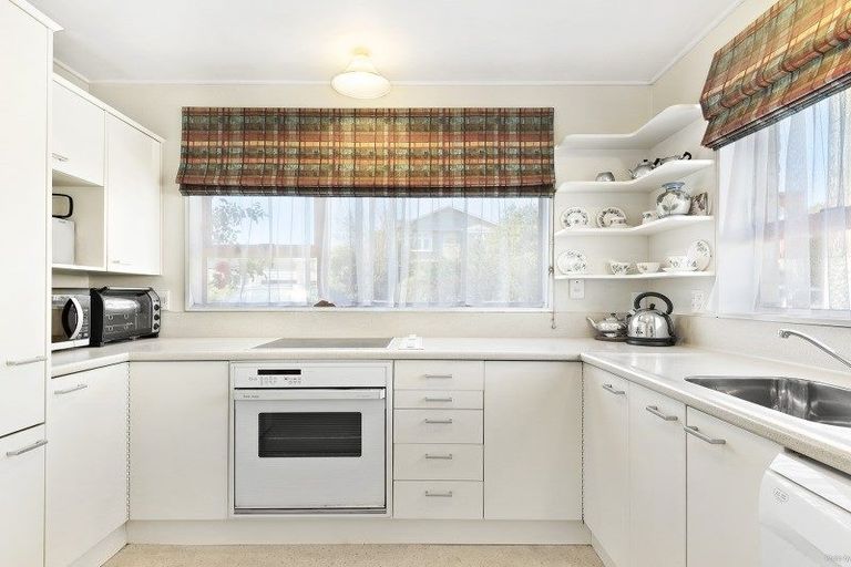 Photo of property in 1/11 Eagle Street, Karori, Wellington, 6012