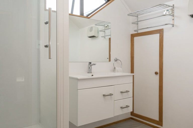 Photo of property in 1 Hindmarsh Drive, Rangatira Park, Taupo, 3330